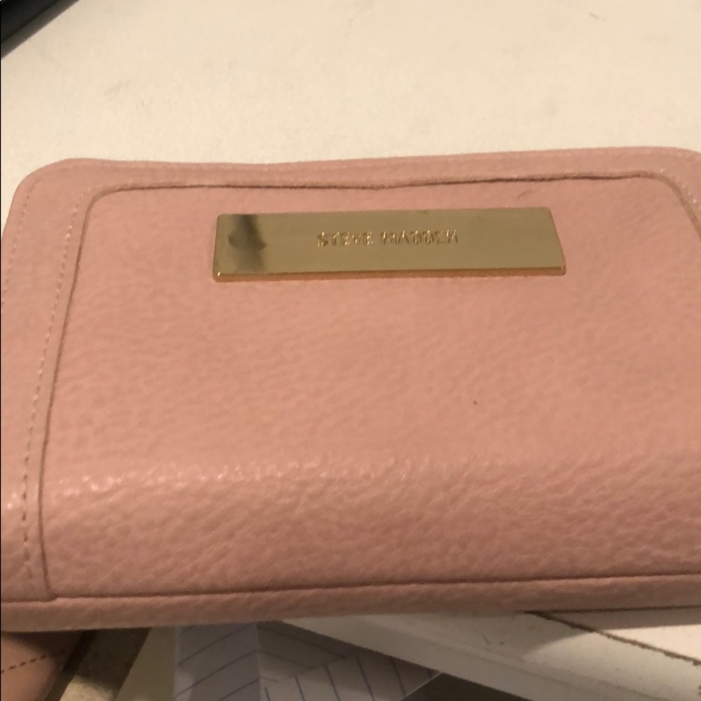 Steve Madden wallet